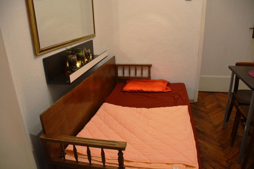 Cozy Downtown Apartment Belgrado Buitenkant foto