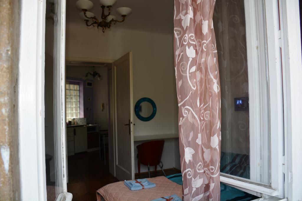 Cozy Downtown Apartment Belgrado Buitenkant foto